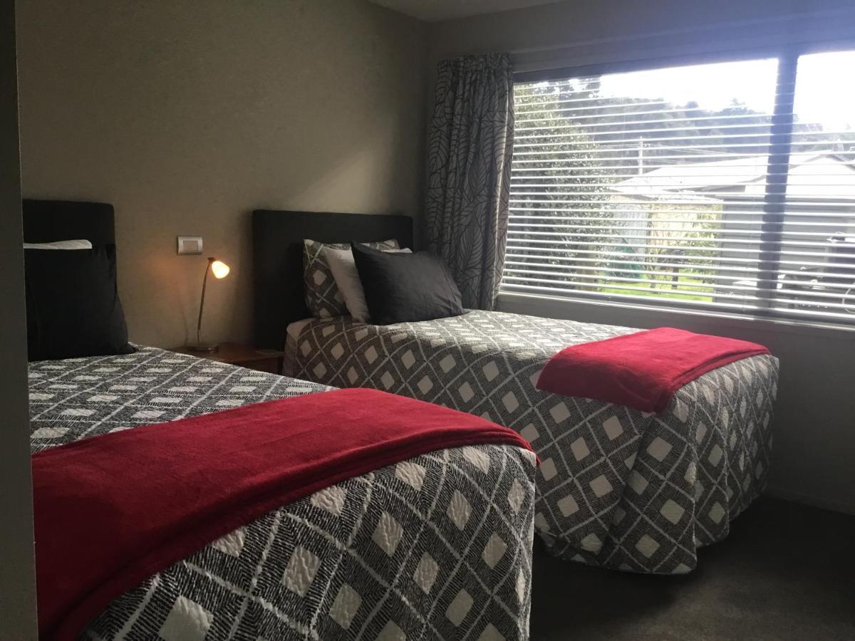 Bay Breeze Accommodation Cooks Beach Εξωτερικό φωτογραφία