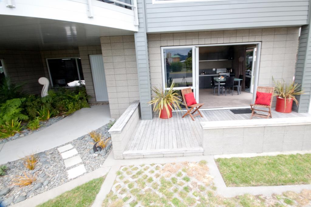 Bay Breeze Accommodation Cooks Beach Εξωτερικό φωτογραφία